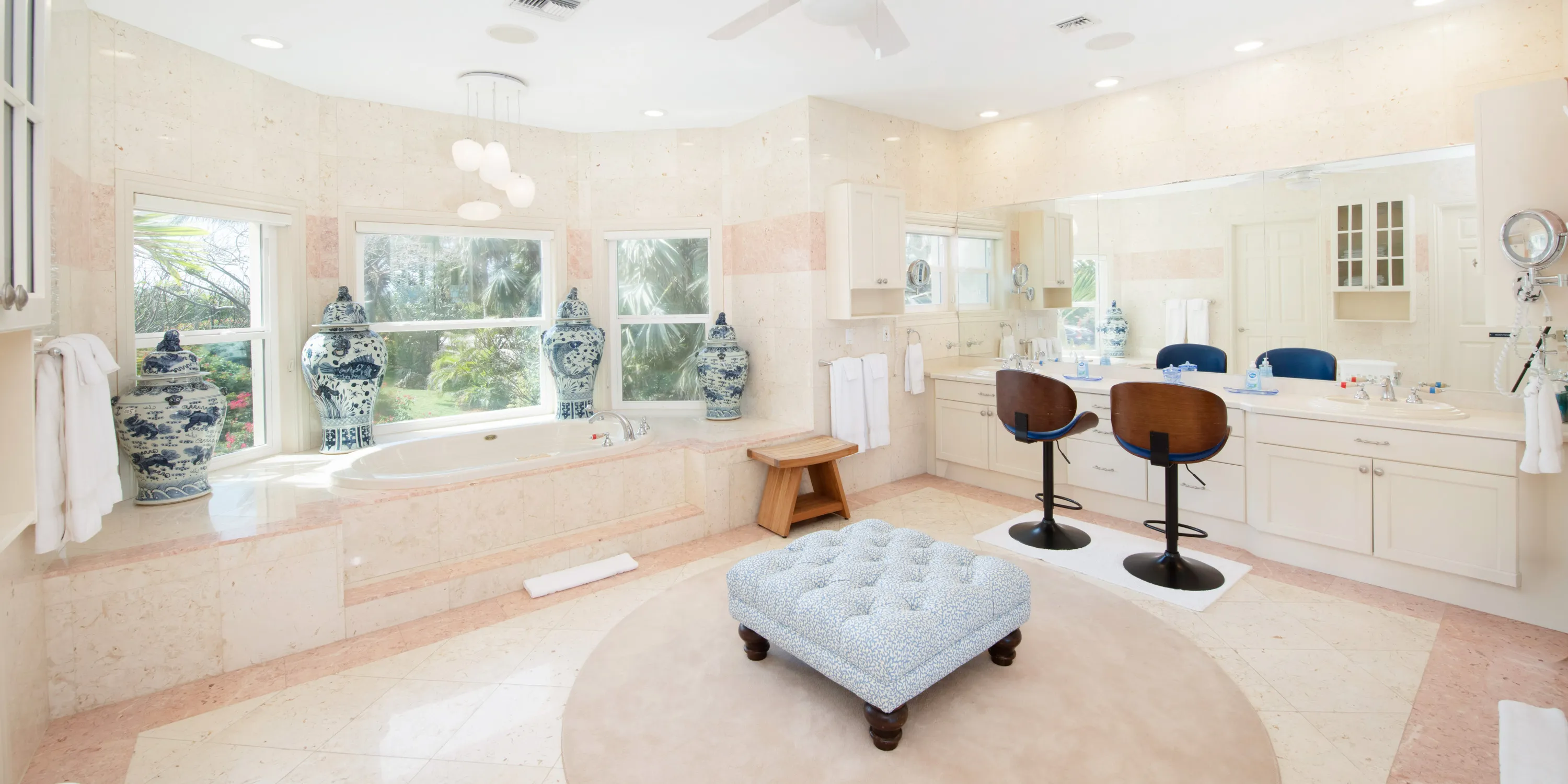 Great Bluff Estates – 5-Bedroom Villa in East End, Grand Cayman photo 16