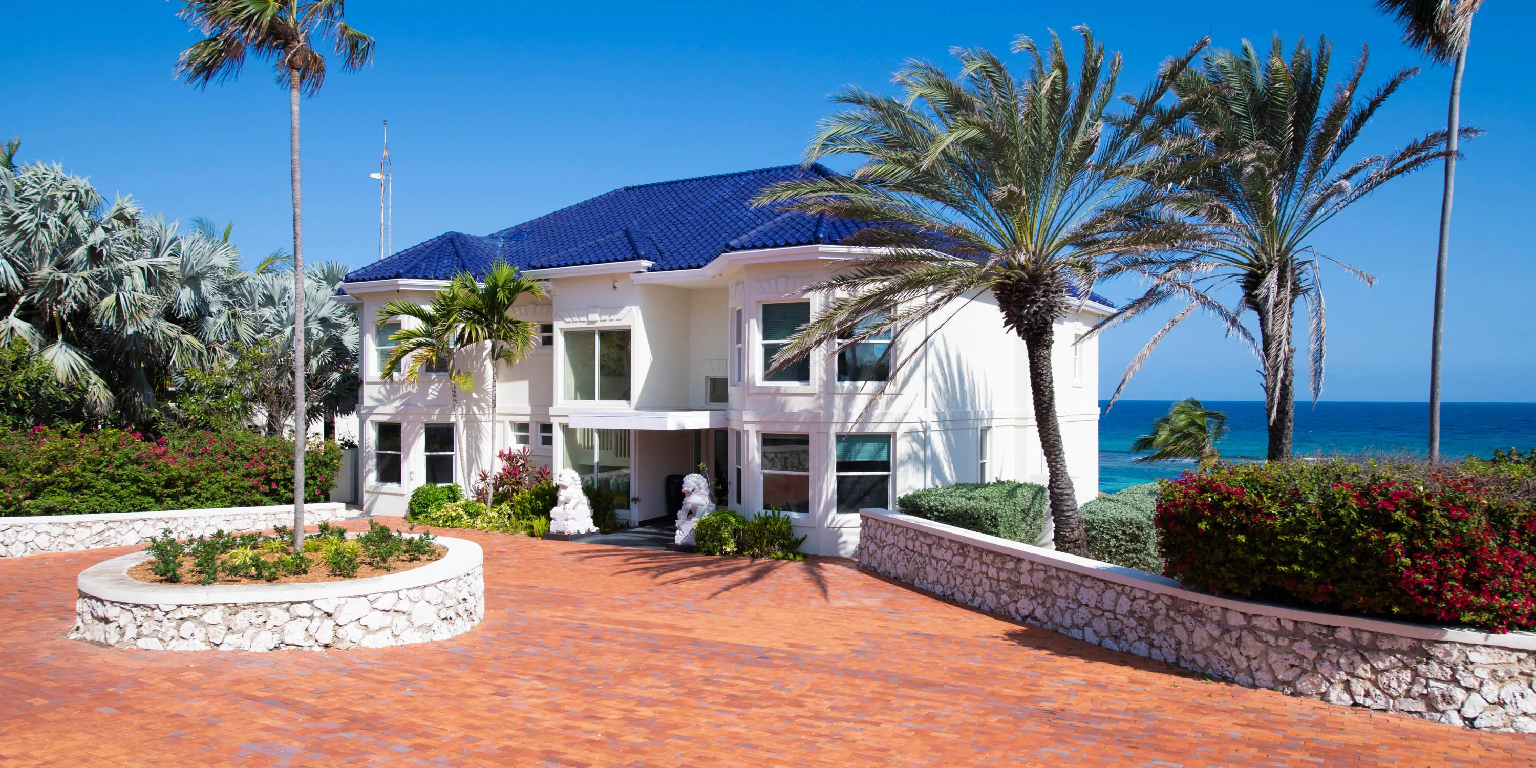 Great Bluff Estates – 5-Bedroom Villa in East End, Grand Cayman photo 32