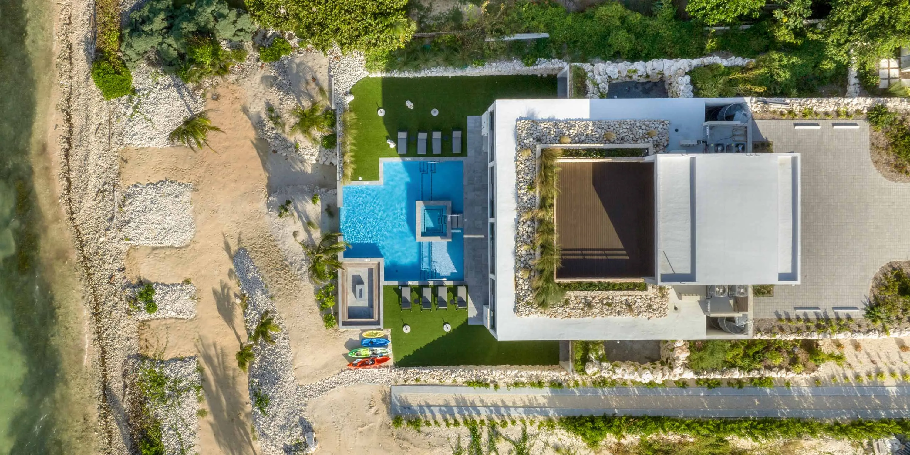 Bella Rocca 8BR – 8-Bedroom Villa in East End, Grand Cayman photo 18
