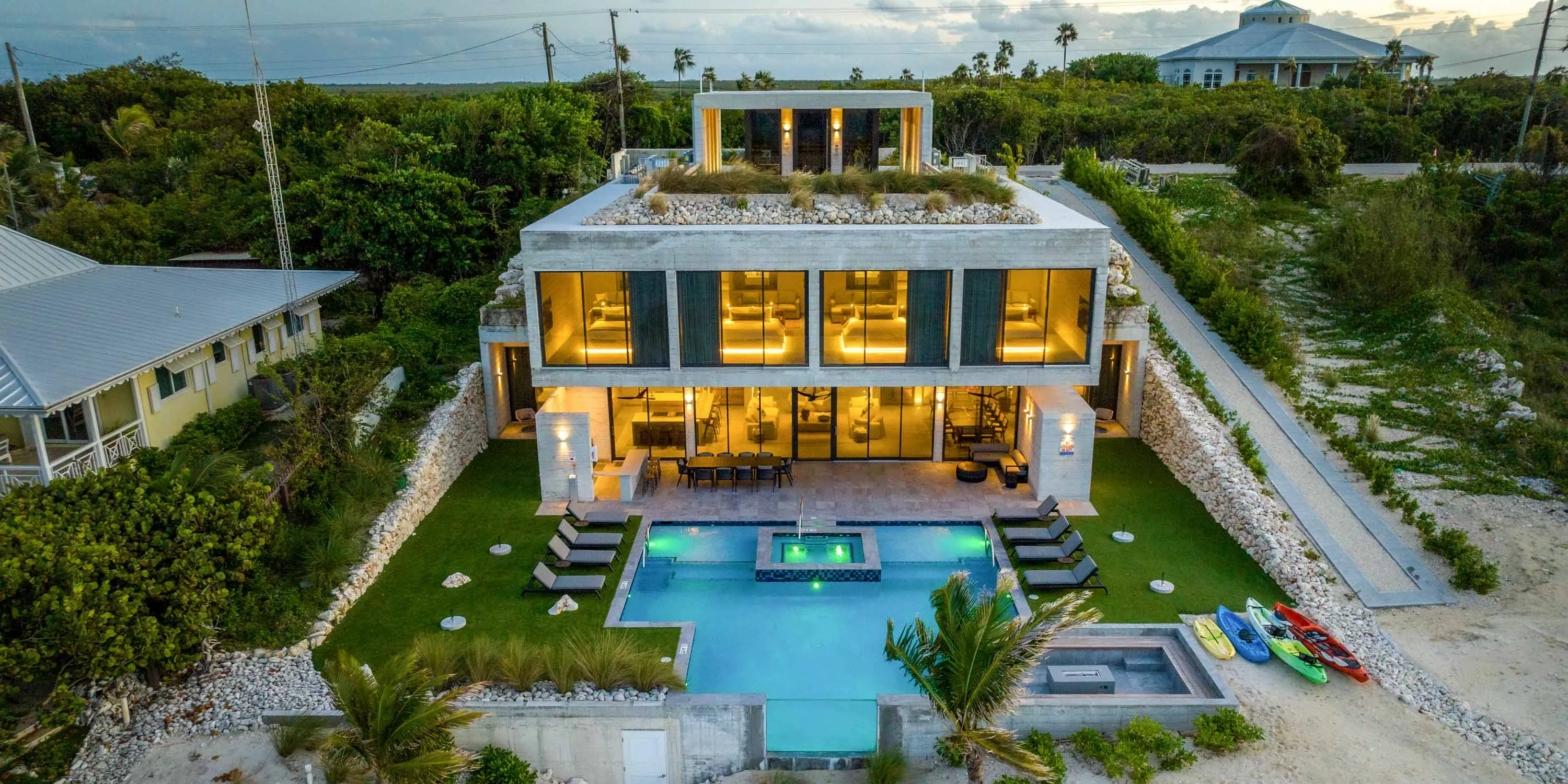 Bella Rocca 8BR – 8-Bedroom Villa in East End, Grand Cayman photo 36
