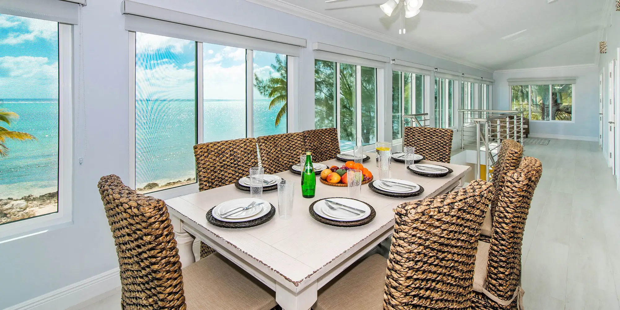 Blue Serenity – 4BR Beachfront Villa, South Coast photo 17