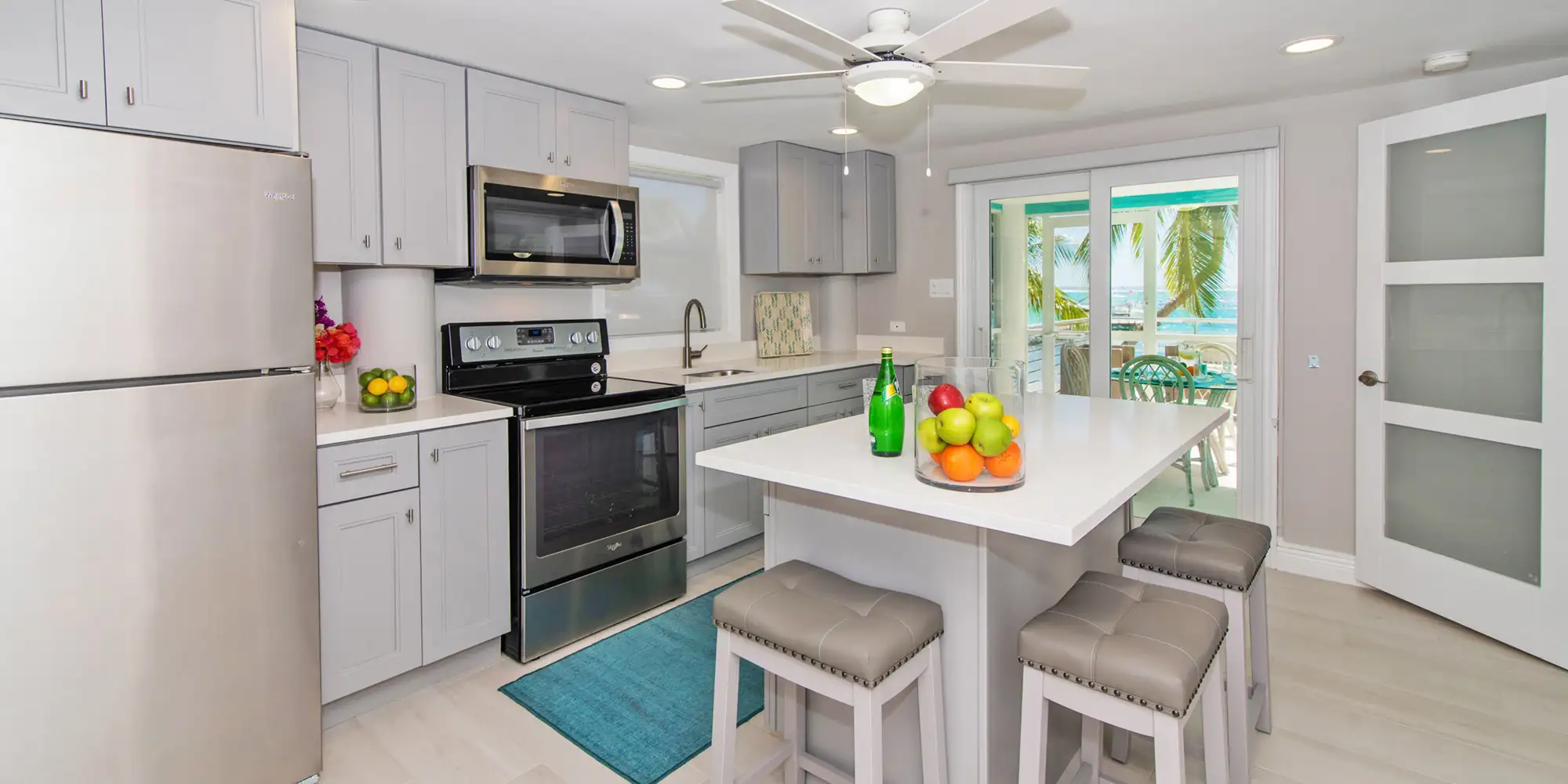 Blue Serenity – 4BR Beachfront Villa, South Coast photo 21