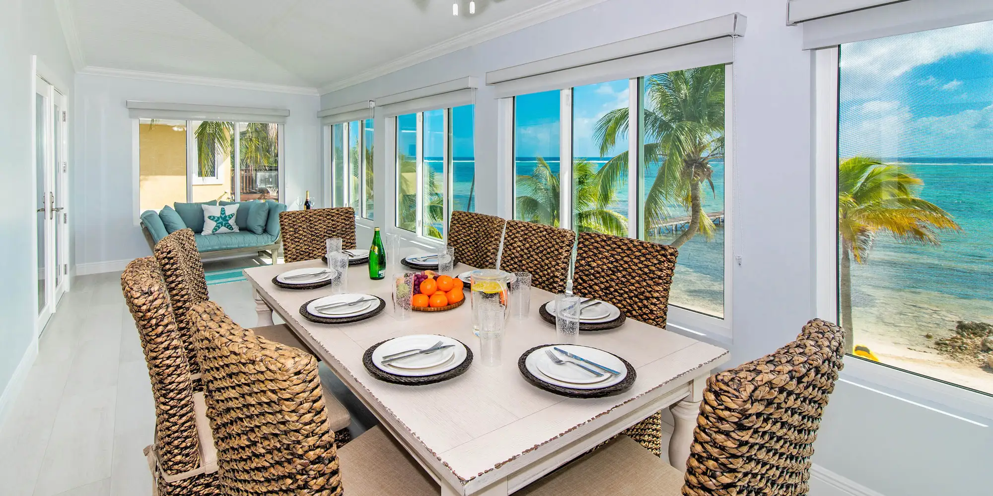 Blue Serenity – 4BR Beachfront Villa, South Coast photo 27
