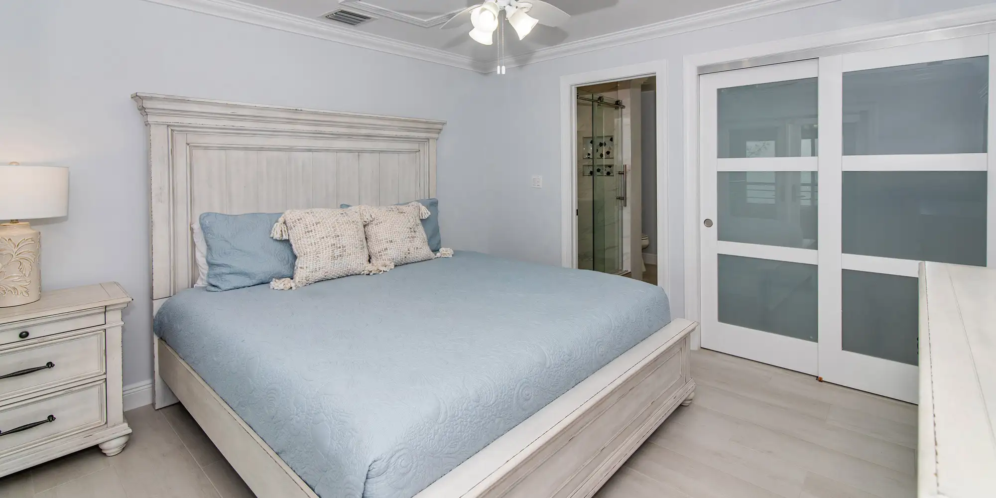 Blue Serenity – 4BR Beachfront Villa, South Coast photo 4