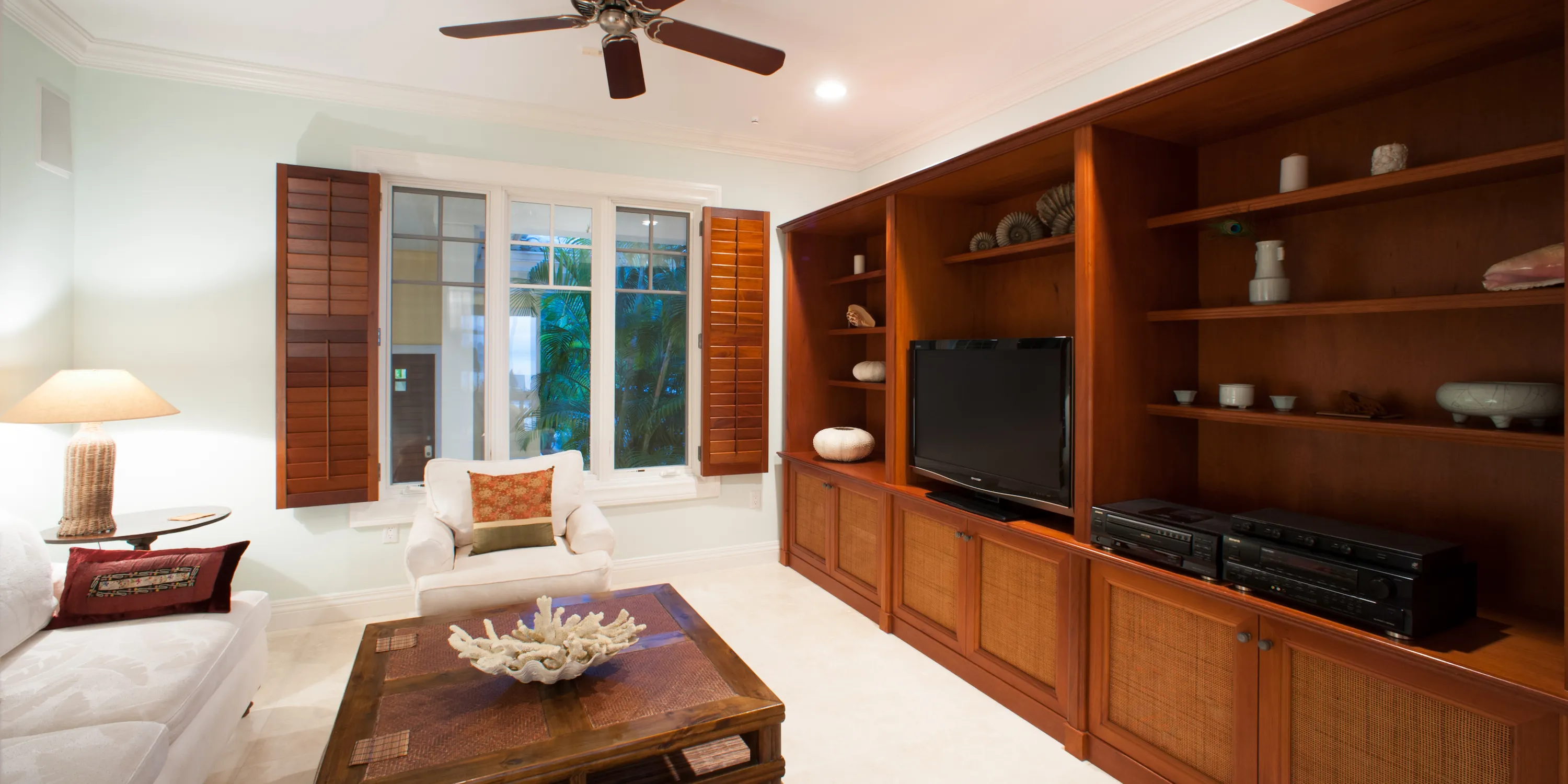 Cos Kai: 5-Bedroom Villa with Private Dock in Cayman Kai photo 15