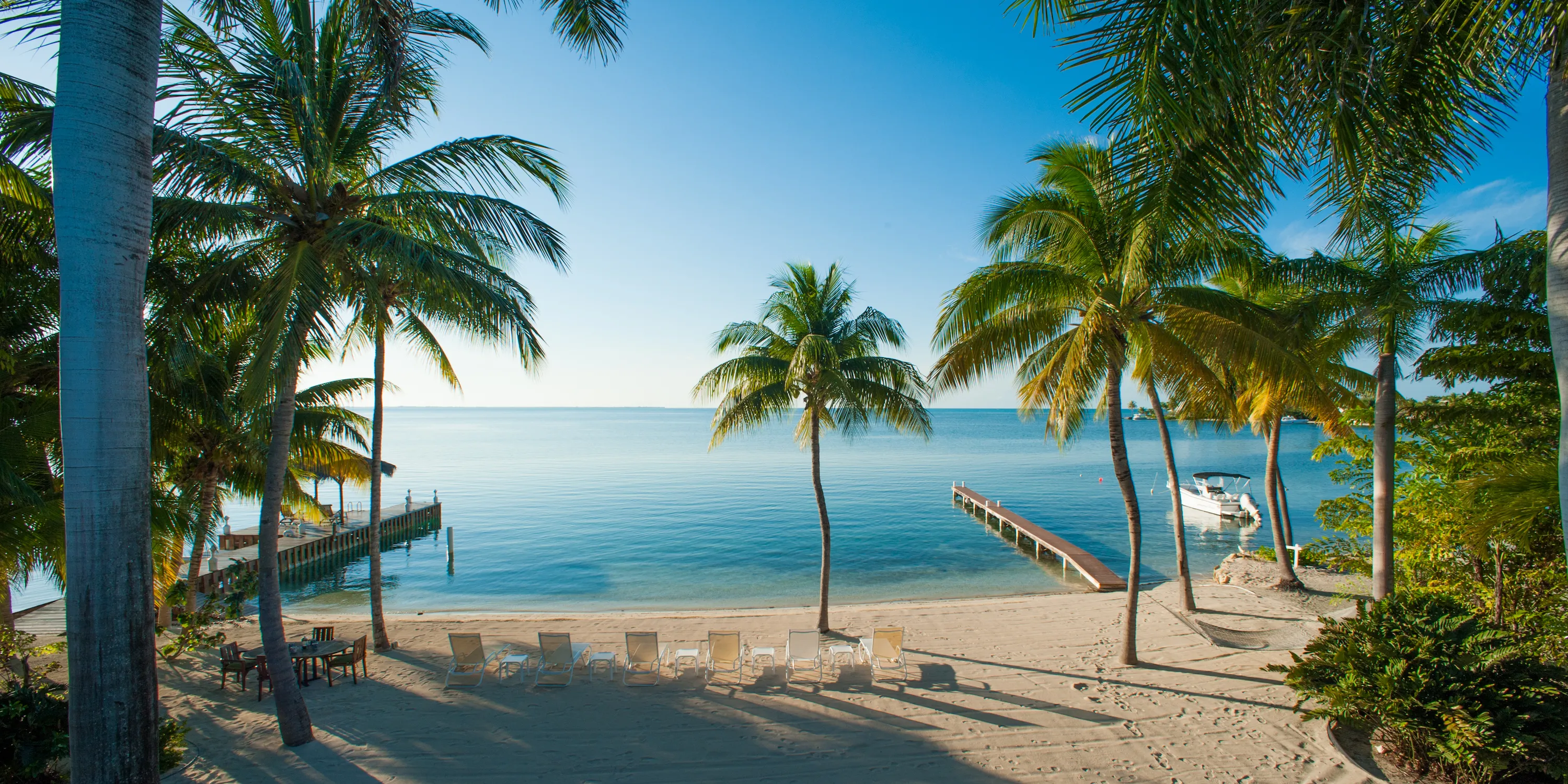 Cos Kai: 5-Bedroom Villa with Private Dock in Cayman Kai photo 4
