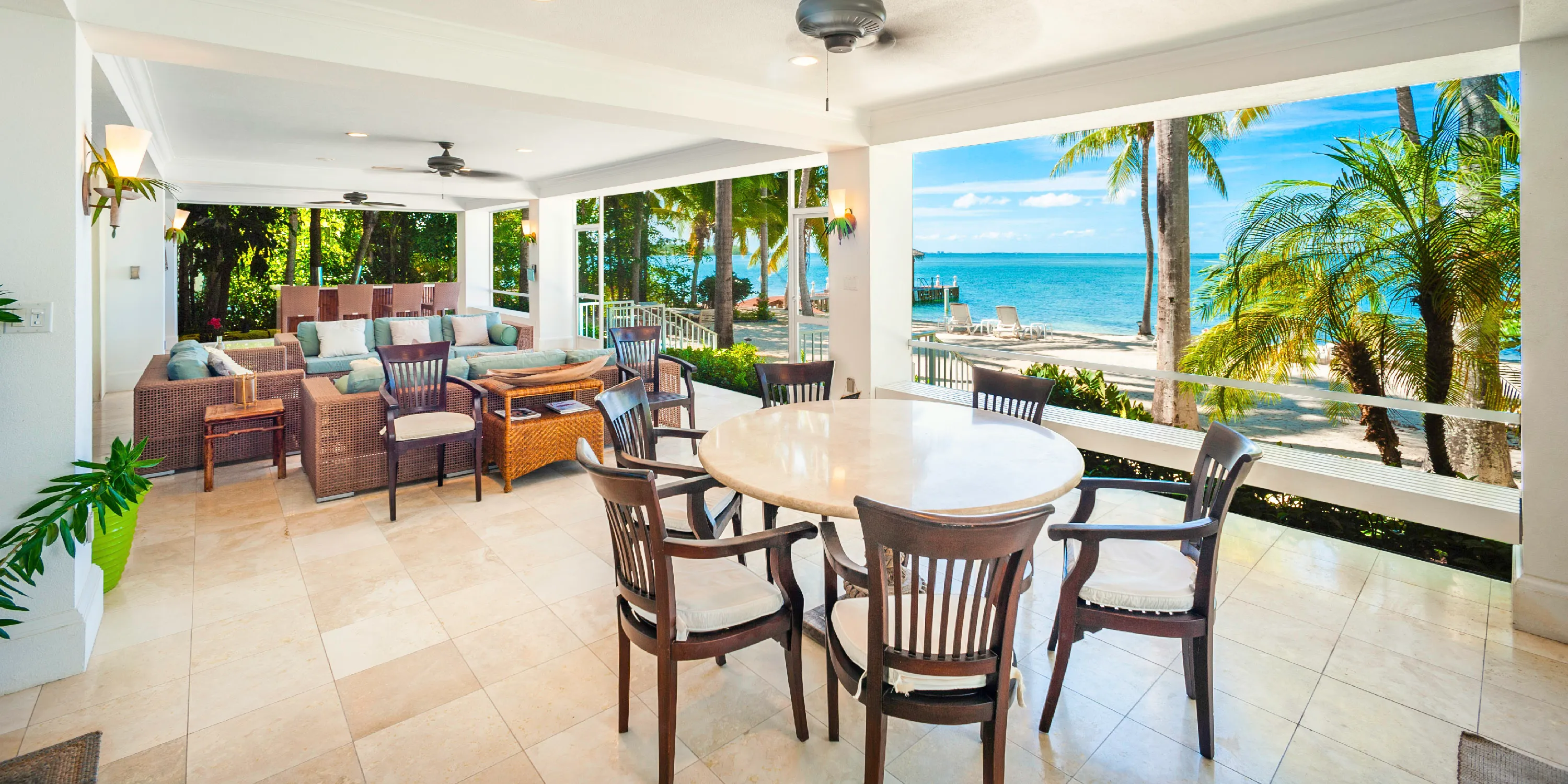 Cos Kai: 5-Bedroom Villa with Private Dock in Cayman Kai photo 7