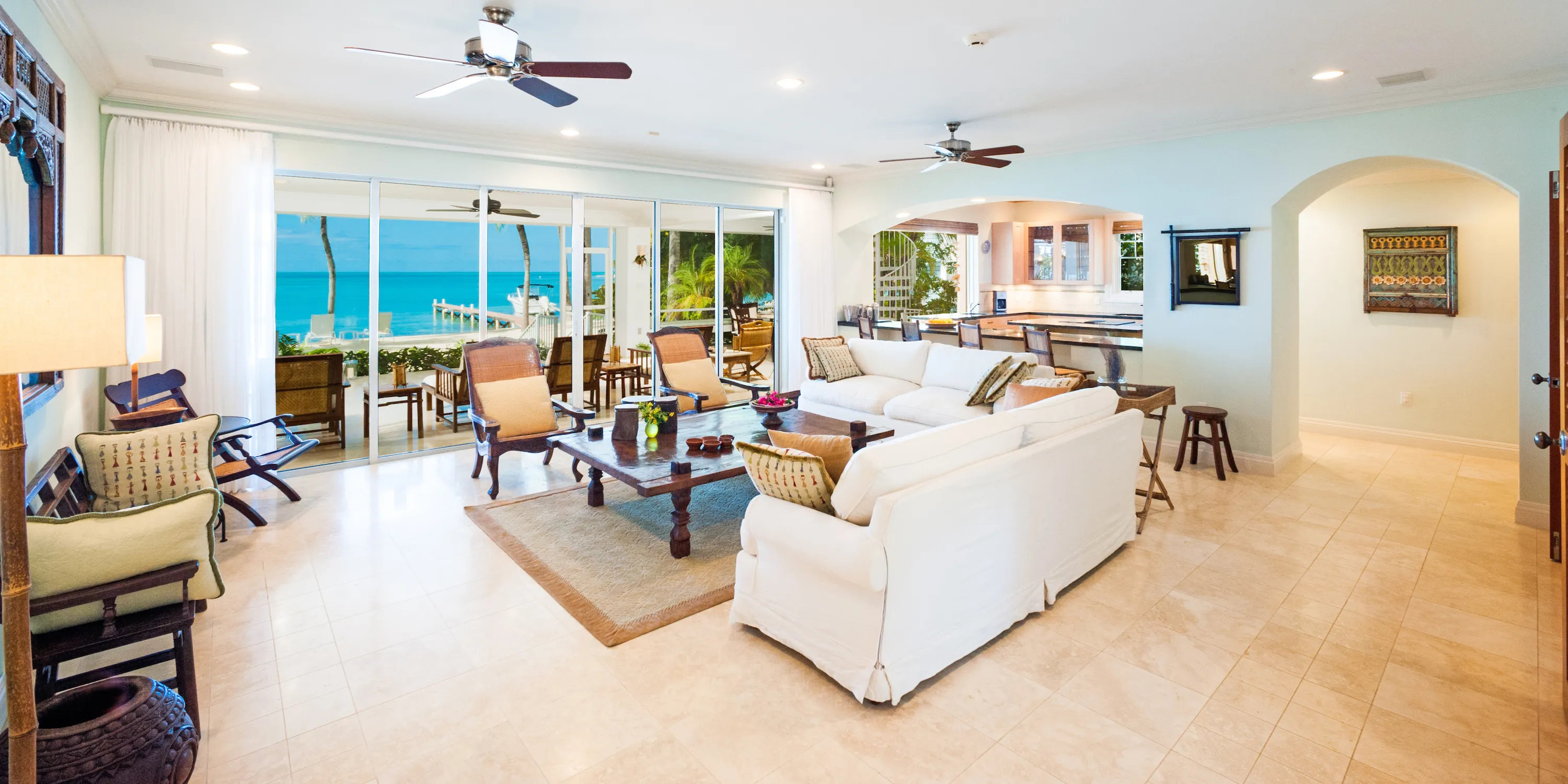 Cos Kai: 5-Bedroom Villa with Private Dock in Cayman Kai photo 9