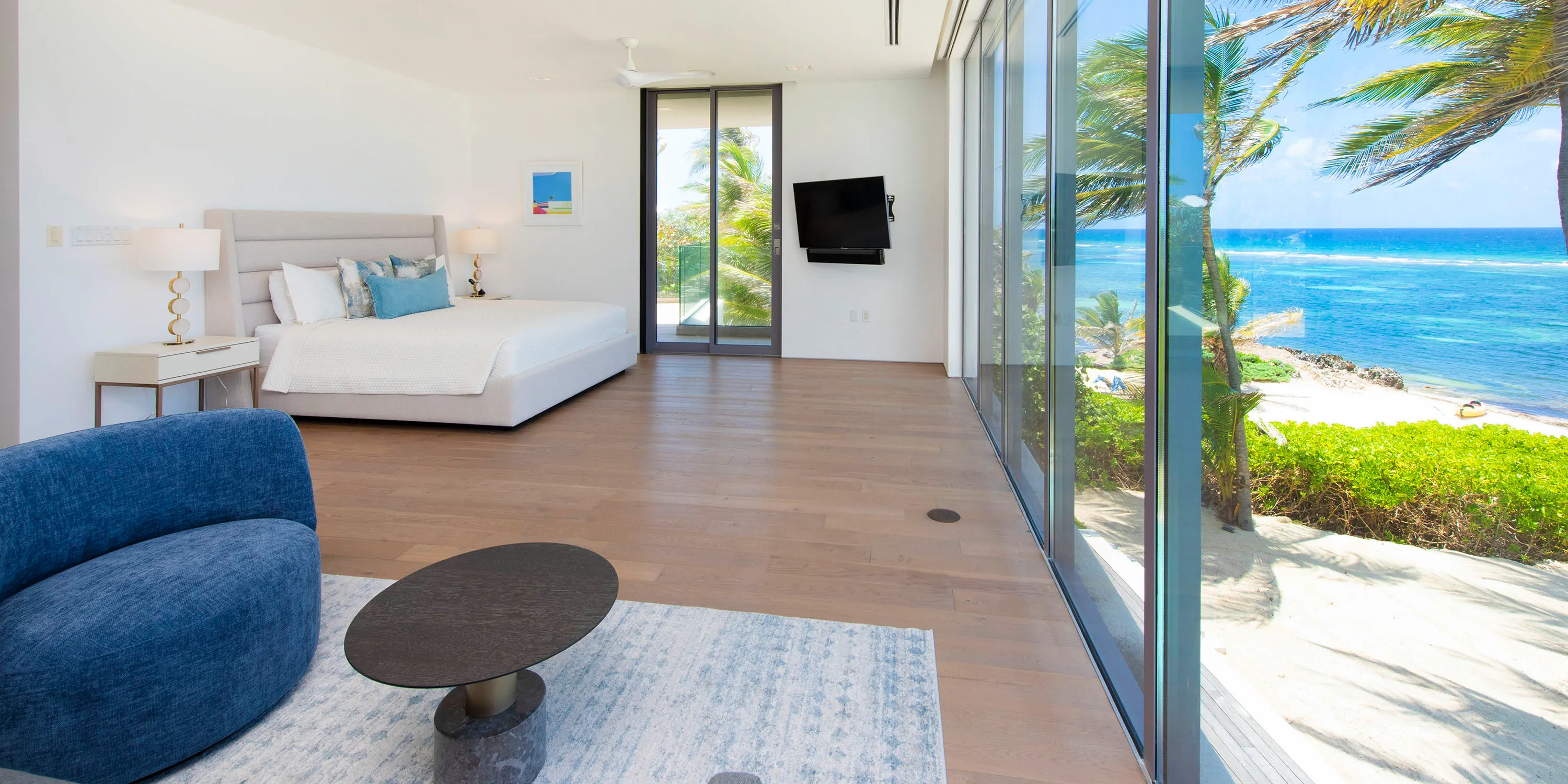 Olympus: 5-Bedroom Oceanfront Villa in Rum Point photo 16