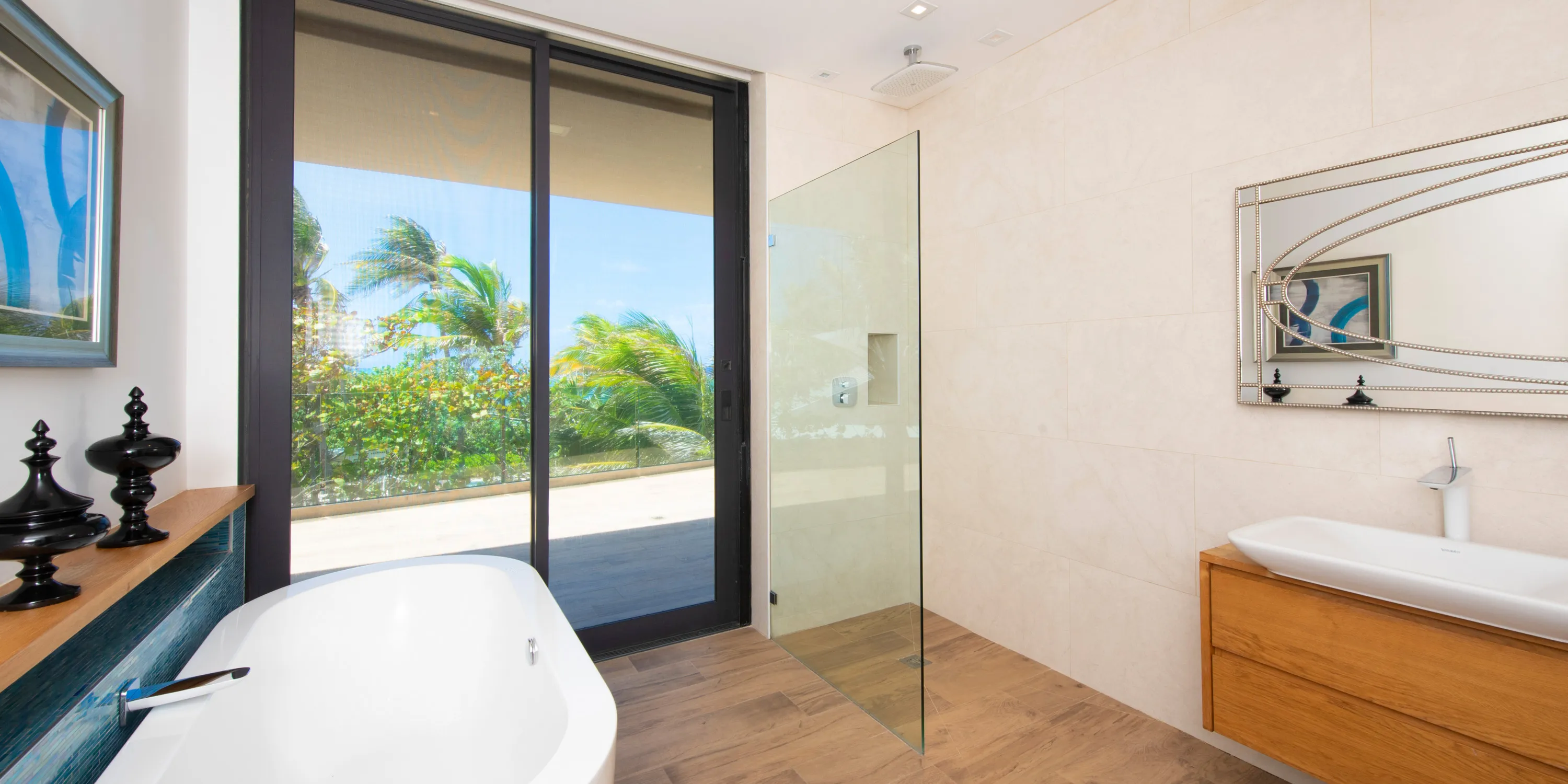 Olympus: 5-Bedroom Oceanfront Villa in Rum Point photo 18
