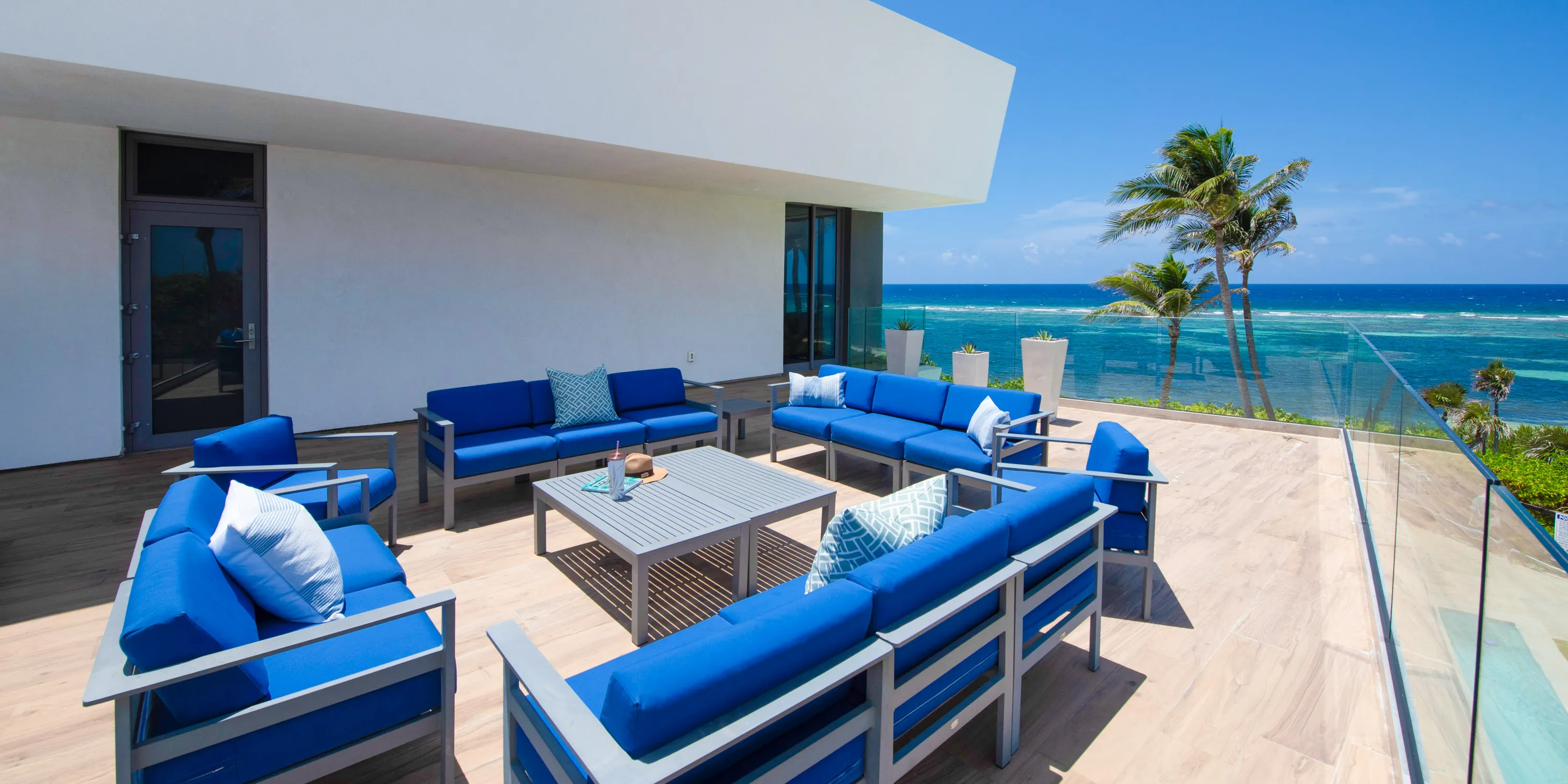 Olympus: 5-Bedroom Oceanfront Villa in Rum Point photo 21
