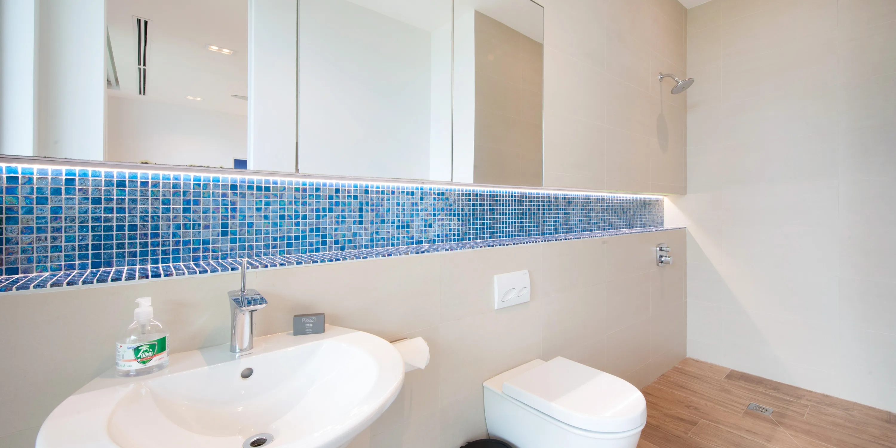 Olympus: 5-Bedroom Oceanfront Villa in Rum Point photo 22