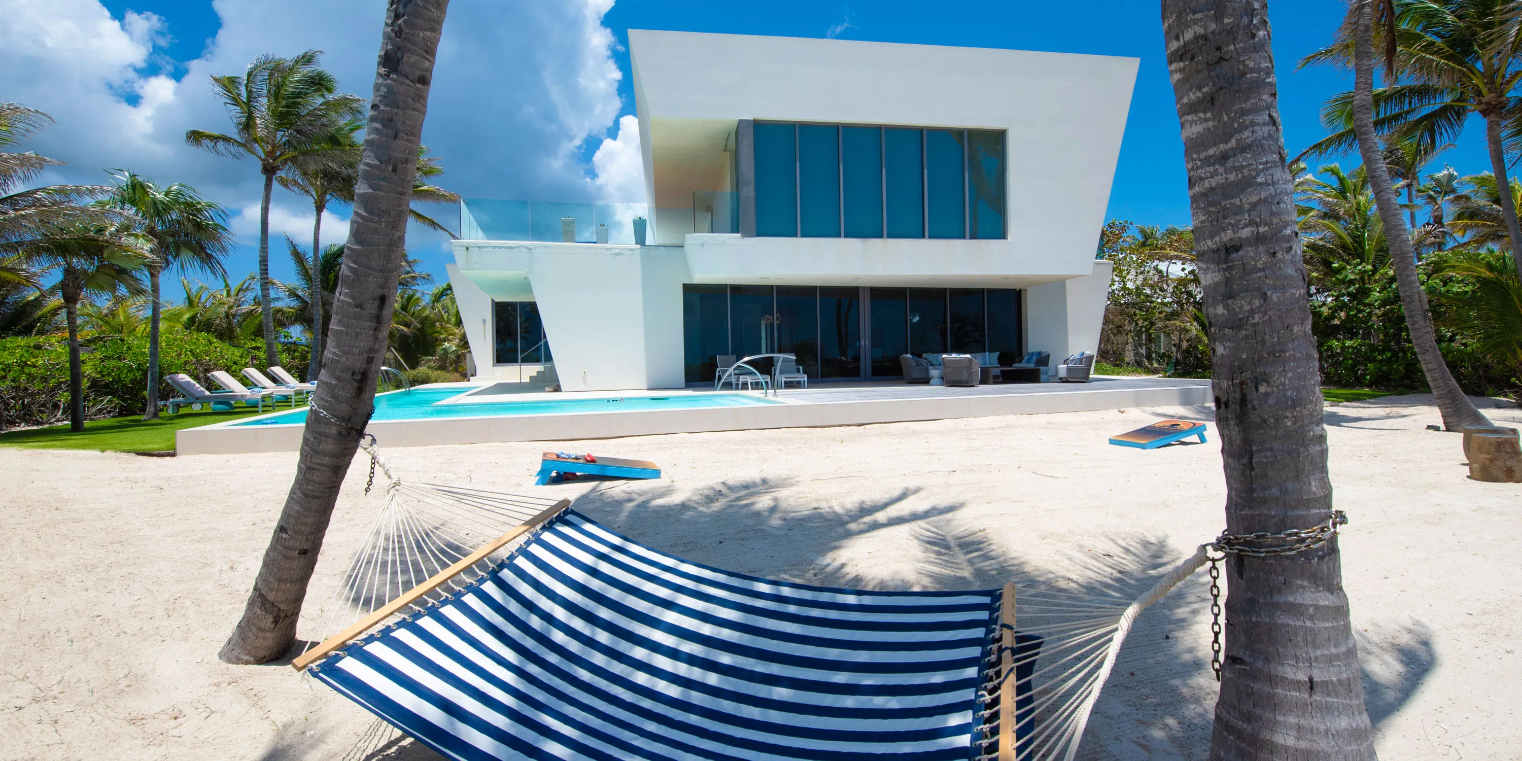 Olympus: 5-Bedroom Oceanfront Villa in Rum Point photo 45