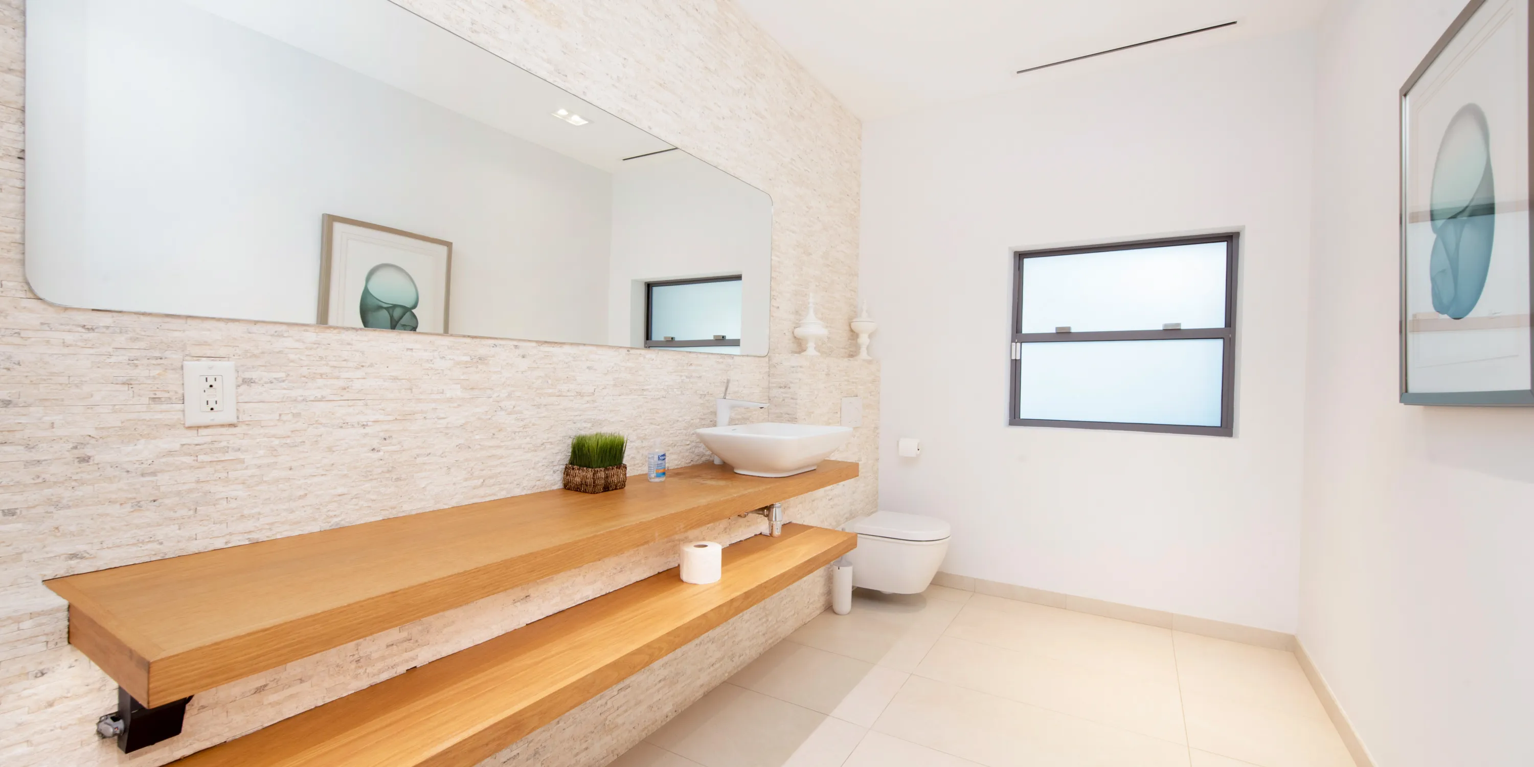 Olympus: 5-Bedroom Oceanfront Villa in Rum Point photo 7