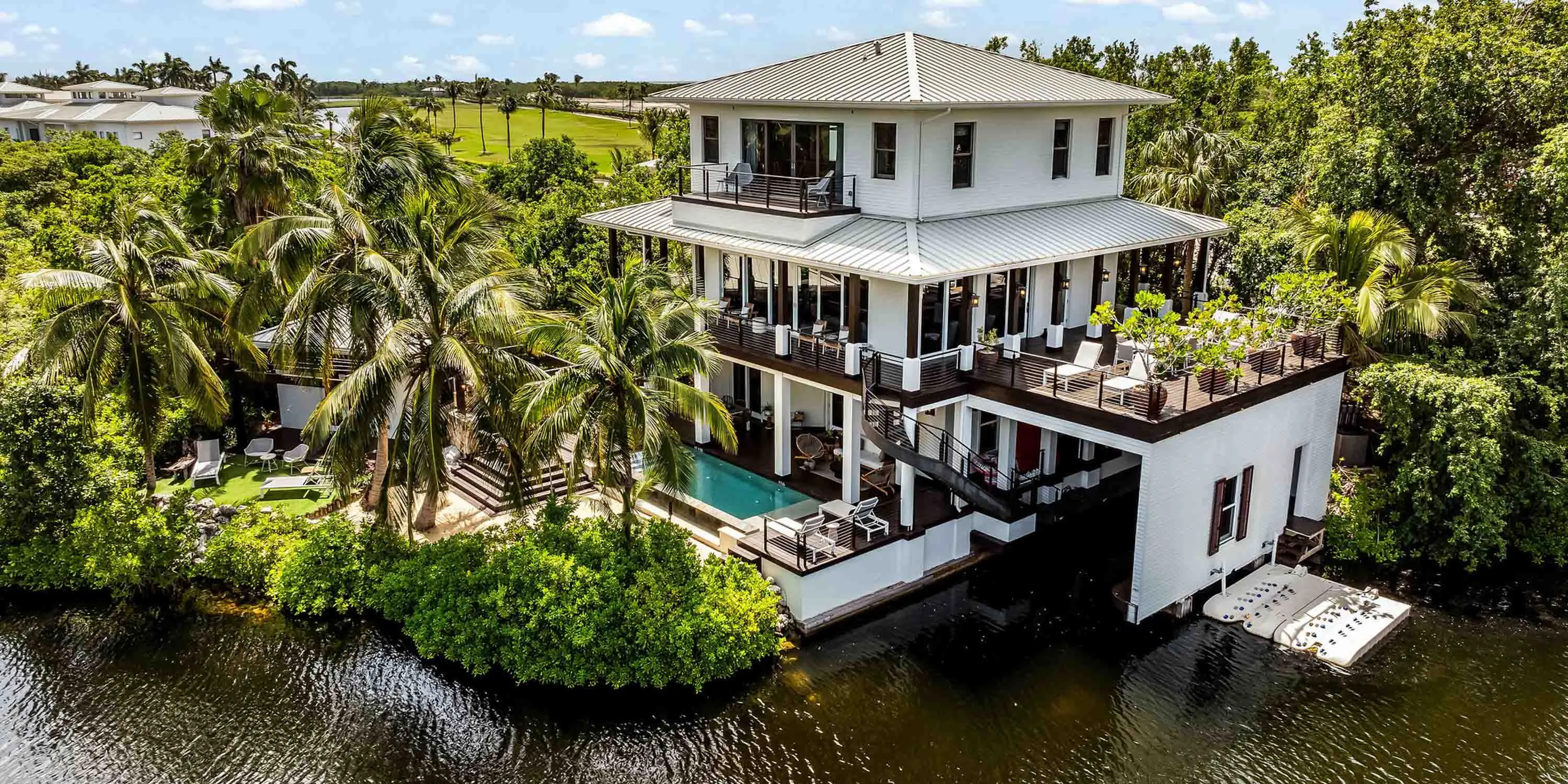 Ritz-Carlton Deckhouse #1: 5-Bedroom Villa on Seven Mile Beach photo 2