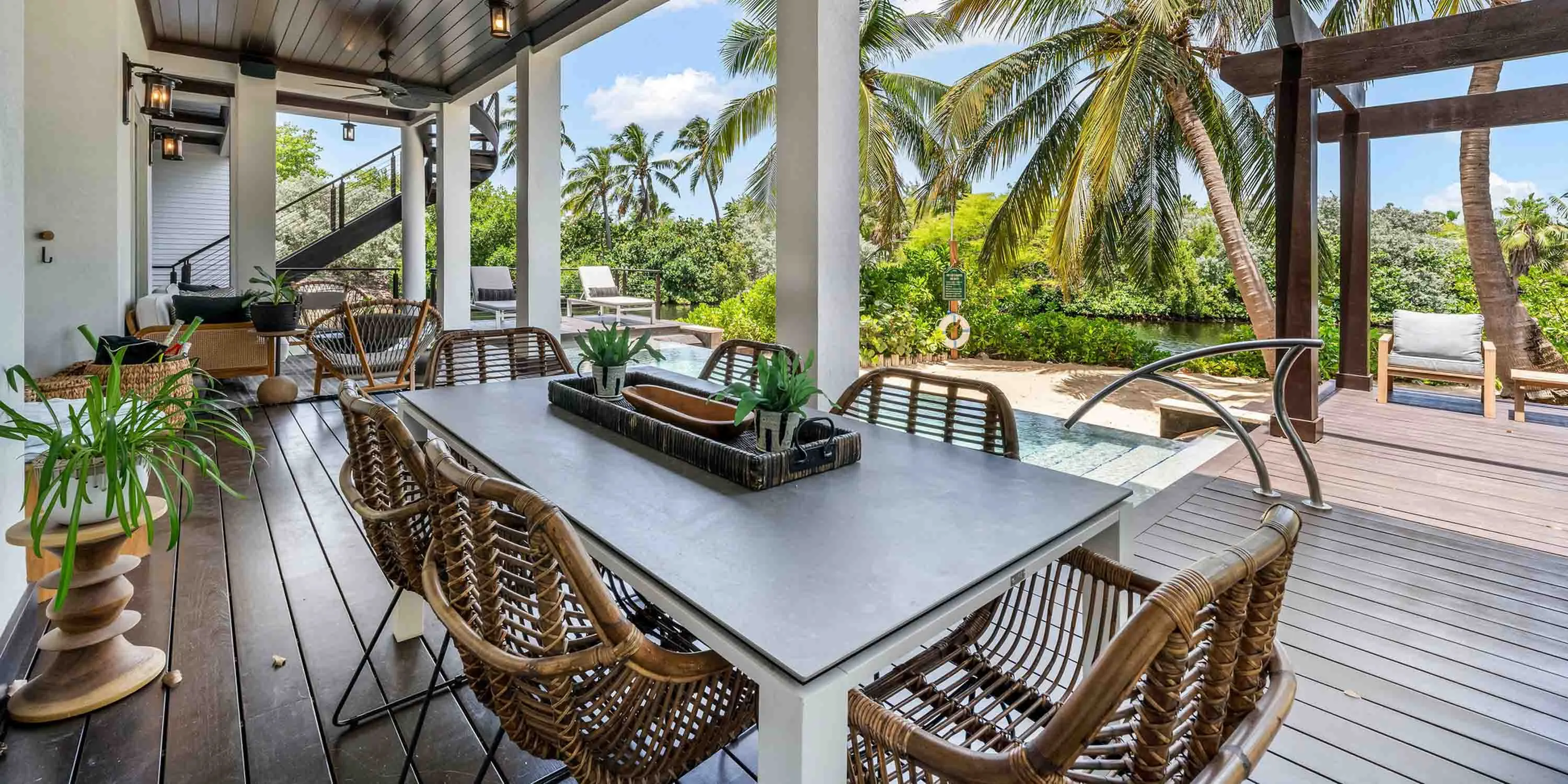 Ritz-Carlton Deckhouse #1: 5-Bedroom Villa on Seven Mile Beach photo 3
